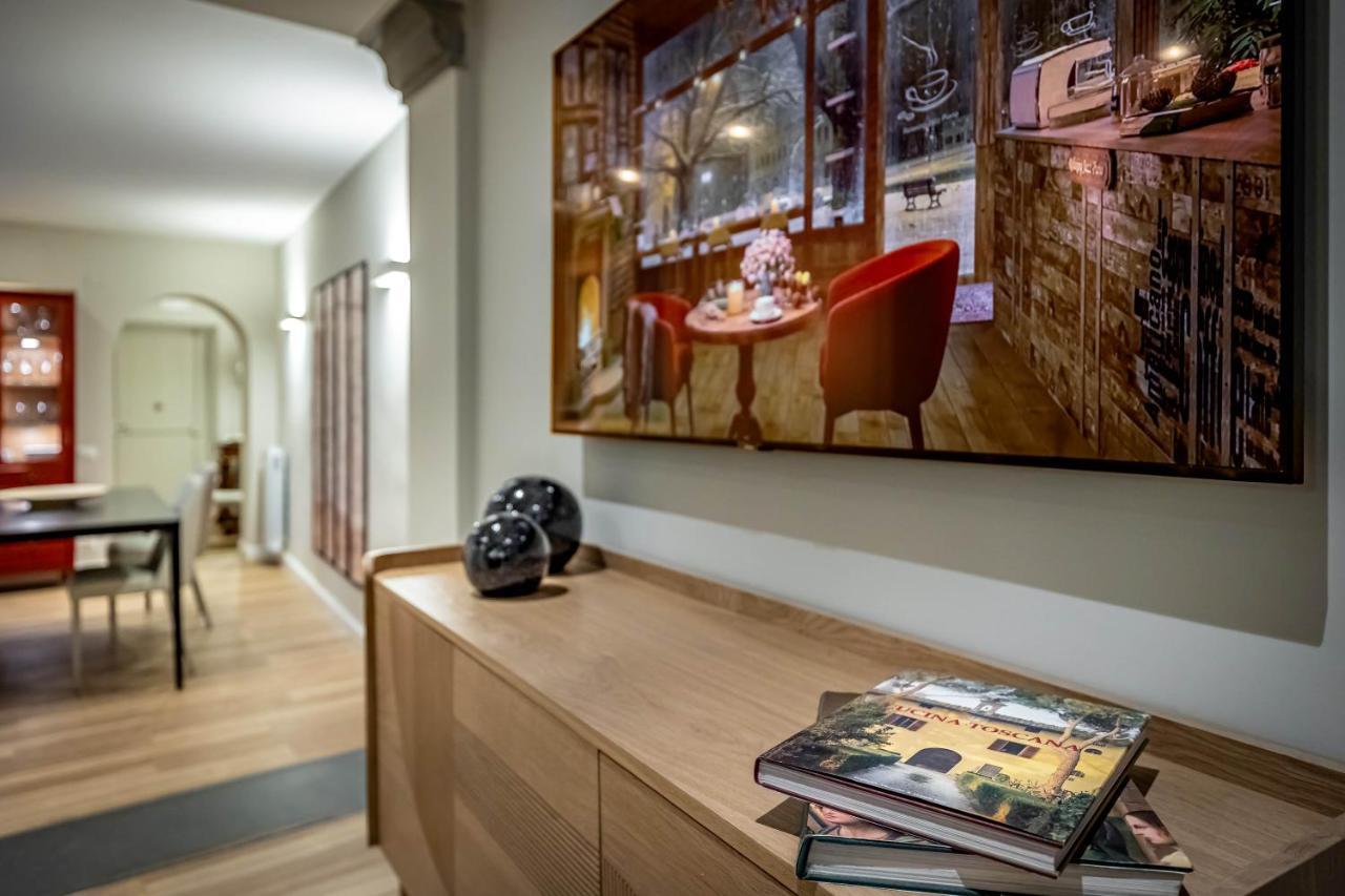 Yid Penthouse In Santa Croce Apartment ฟลอเรนซ์ ภายนอก รูปภาพ
